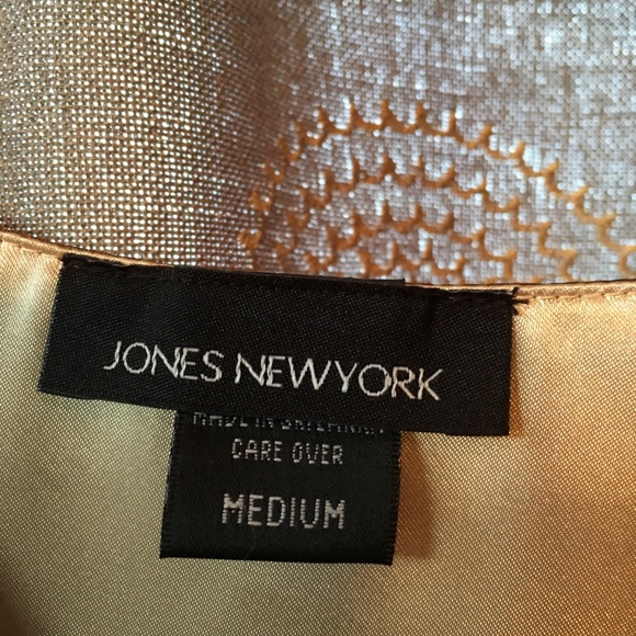 Lingerie - Picture 2 of 6